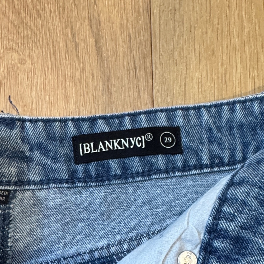 Blank NYC Blue Relaxed Jeans with Metallic Speckles - Picture 2 of 3